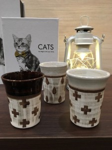 まるでおしゃれカフェ　　　小山市にある美容室calma Luce