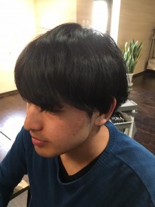 おしゃれメンズ　小山市にあるカットが人気の美容室カルマルーチェです
