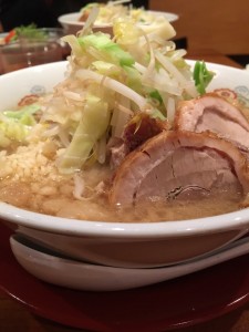 久しぶりにラーメンブログです　　小山市にあるカットが人気の美容室カルマルーチェ