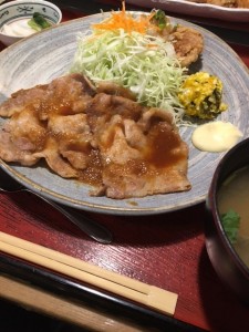 大人気の定食屋さん　小山市にあるカットが人気の美容室カルマルーチェ