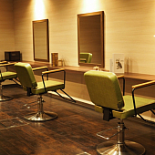 8月スタート  小山市にあるカットが人気の美容室カルマルーチェ